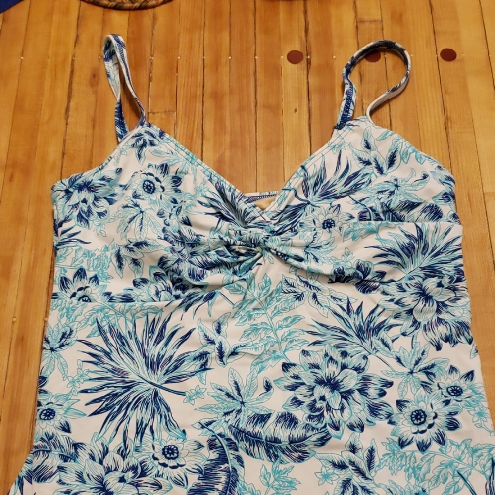 Lands End floral tankini top